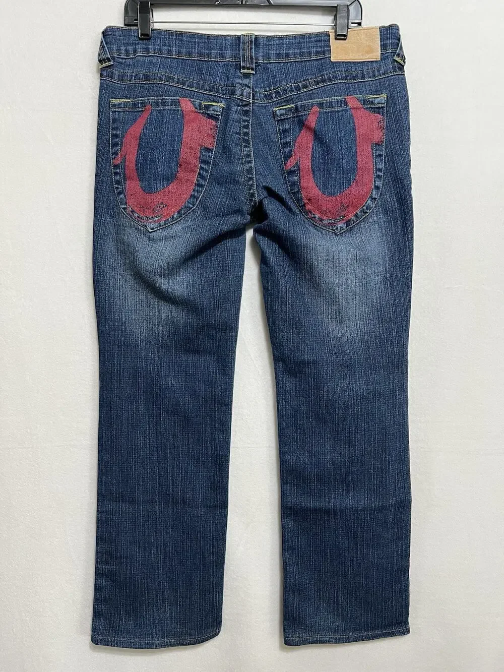 True Religion Jeans Size 31 Blue Denim Painted Red Horseshoe Logo Medium Wash